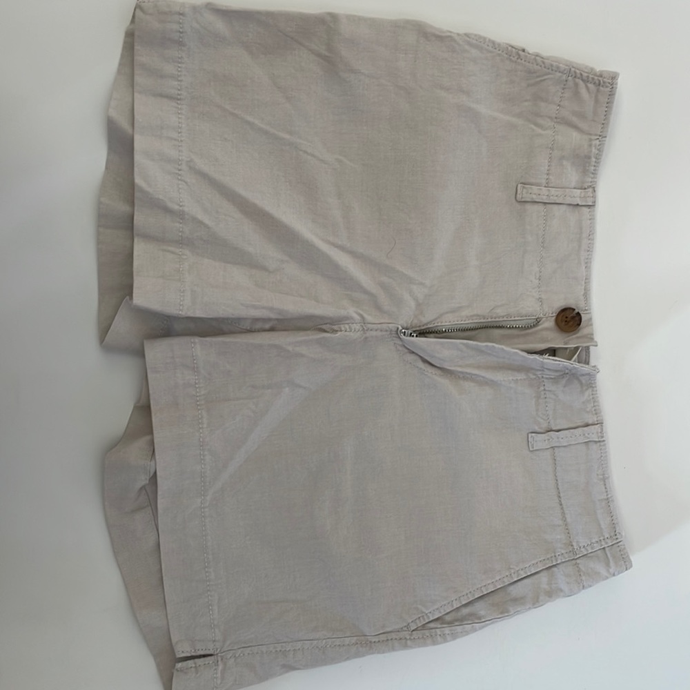H&M shirts for women/girls. Hardly worn.